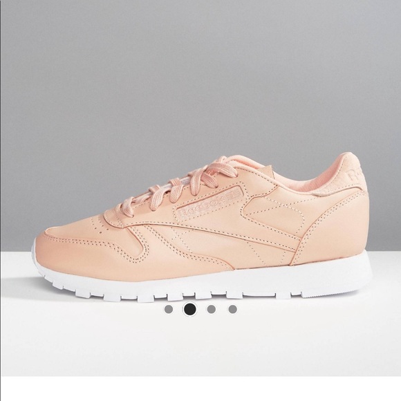 SOLD ☑️ - Picture 5 of 5